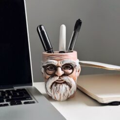 кашпо дед 7х8 см, органайзер дед гипс, декоративное кашпо ручной работы, гипсовое кашпо с росписью, кашпо в форме головы деда, стильный органайзер для дома дед, подставка для свечи в виде деда, интерьерное кашпо дед, кашпо с бородатым старцем, гипсовое кашпо дед ручная роспись, кашпо старик гипс, декоративное кашпо с ручной росписью,

кашпо дід 7х8 см, органайзер дід гіпс, декоративне кашпо ручної роботи, гіпсове кашпо з розписом, кашпо у формі голови діда, стильний органайзер для дому дід, підставка для свічки у вигляді діда, інтер’єрне кашпо дід, кашпо з бородатим старцем, гіпсове кашпо дід ручний розпис, кашпо старий гіпс, декоративне кашпо з ручним розписом
